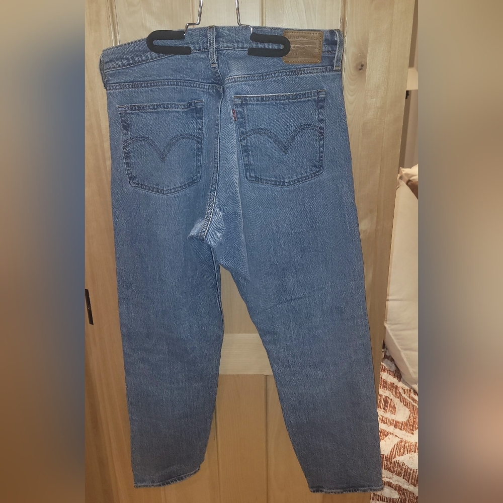 Levi's Wedgie